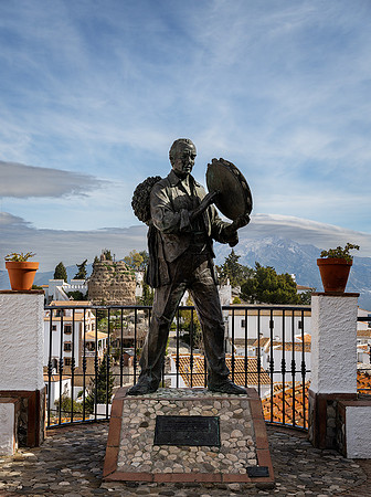 Comares