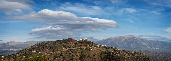 Comares